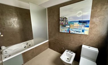 Casa en Funes Hills Cadaques. Lote 273. Piscina. Hermosa ubicación