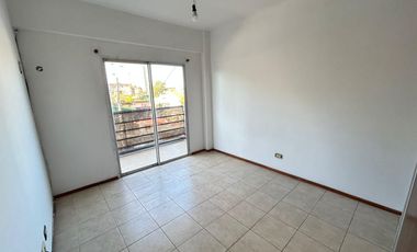 Departamento Alquiler 3 ambientes en Santos Lugares