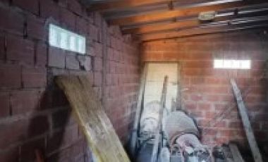 Casa en venta - 2 Dormitorios 1 Baño - Cocheras - San Clemente