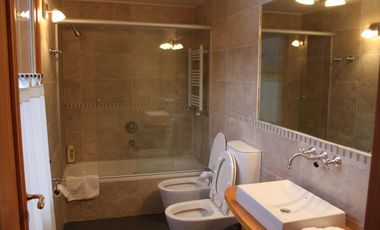 Casa en venta - 6 Dormitorios 7 Baños 2 Cocheras - 3098Mts2 - San Martín de Los Andes