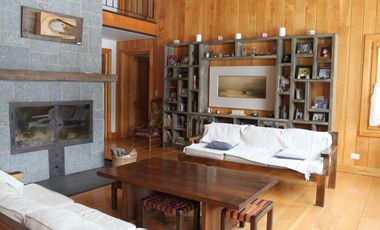 Casa en venta - 6 Dormitorios 7 Baños 2 Cocheras - 3098Mts2 - San Martín de Los Andes