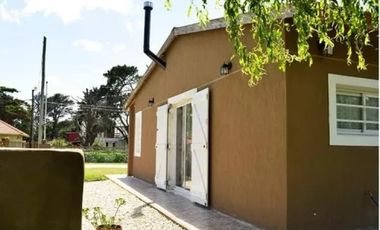 Casa en Venta - 2 Dormitorios 1 Baño - 398mts2 - Mar De Cobo