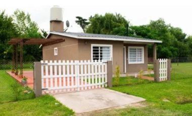 Casa en Venta - 2 Dormitorios 1 Baño - 398mts2 - Mar De Cobo