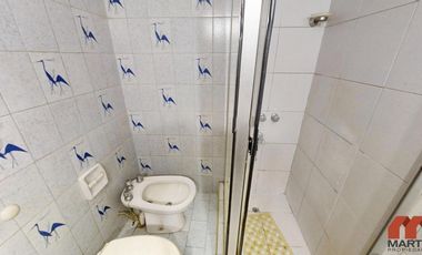 Casa en venta en Villa Adelina - 6 amb apta 2 familias c/jardín, patio y terraza.