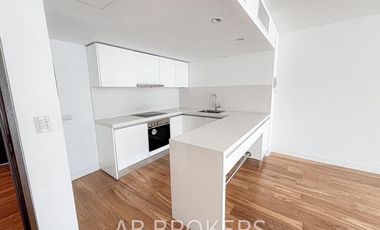 Venta 3 ambientes CON RENTA en Complejo al Rio. Vista Parcial al Rio. Cochera