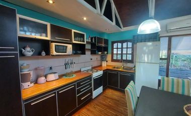 Casa en venta - 3 Dormitorios 2 Baños - 1.100Mts2 - Cariló