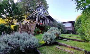 Casa en venta - 3 Dormitorios 2 Baños - 1.100Mts2 - Cariló