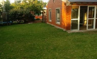 Casa en venta - 2 Dormitorios 2 Baños 1 Cochera - 800Mts2 - Bahía Blanca