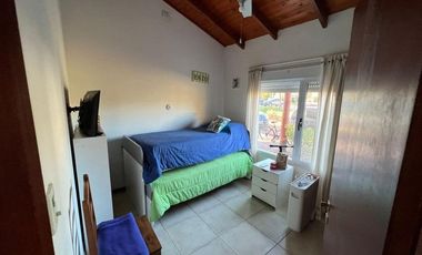 Casa en venta - 2 Dormitorios 2 Baños 1 Cochera - 800Mts2 - Bahía Blanca