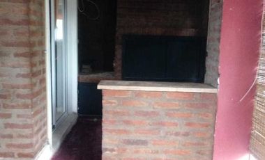 Casa en venta - 2 Dormitorios 2 Baños 1 Cochera - 800Mts2 - Bahía Blanca