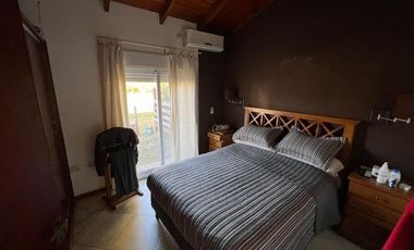 Casa en venta - 2 Dormitorios 2 Baños 1 Cochera - 800Mts2 - Bahía Blanca