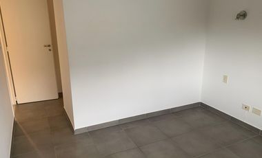 Departamento en  ALQUILER en Talar De Martinez, con terraza y  cochera