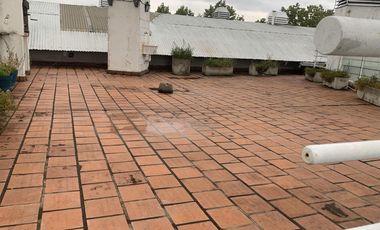 Departamento en  ALQUILER en Talar De Martinez, con terraza y  cochera