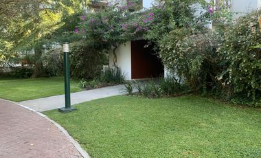 Departamento en  ALQUILER en Talar De Martinez, con terraza y  cochera