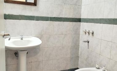 Alquiler Departamento 2 Amb.  en Moron  Buen Estado