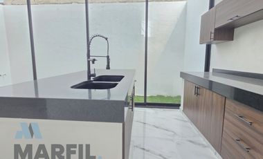 Venta de Casa de 2 Recámaras en el Coto Privado con alberca Mina de Oro