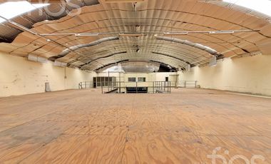 Venta Inmueble Comercial con Galpón, Entrepiso y Oficinas en Barrio Luis Agote