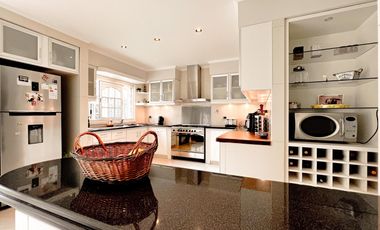 Venta casa chalet 5 ambientes zona playa grande cochera doble