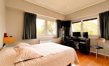 Venta casa chalet 5 ambientes zona playa grande cochera doble