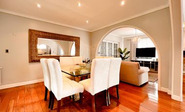 Venta casa chalet 5 ambientes zona playa grande cochera doble