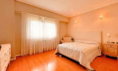 Venta casa chalet 5 ambientes zona playa grande cochera doble