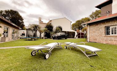 Venta casa chalet 5 ambientes zona playa grande cochera doble