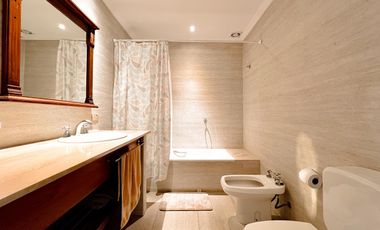 Venta casa chalet 5 ambientes zona playa grande cochera doble