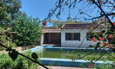 Casa en venta - 2 Dormitorios 1 Baño - 900Mts2 - Villa Elisa, La Plata