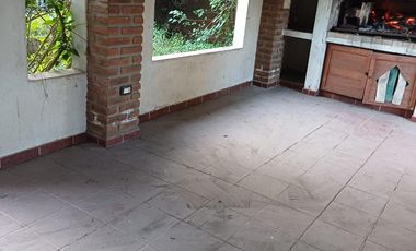 Casa en venta - 2 Dormitorios 1 Baño - 900Mts2 - Villa Elisa, La Plata