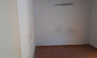 Casa en venta - 2 Dormitorios 1 Baño - 900Mts2 - Villa Elisa, La Plata
