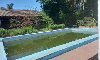 Casa en venta - 2 Dormitorios 1 Baño - 900Mts2 - Villa Elisa, La Plata