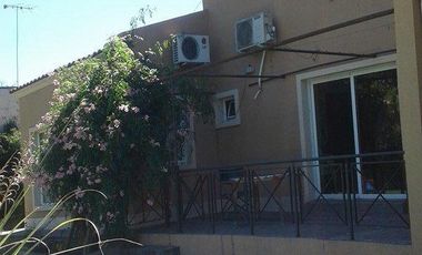 Casa en venta - 3 Dormitorios 4 Baños 4 Cocheras - 550Mts2 - Villa Elisa [FINANCIADA]