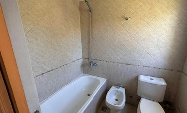 Casa en venta - 3 Dormitorios 4 Baños 4 Cocheras - 550Mts2 - Villa Elisa [FINANCIADA]