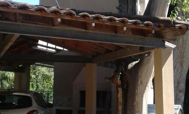 Casa en venta - 3 Dormitorios 4 Baños 4 Cocheras - 550Mts2 - Villa Elisa [FINANCIADA]