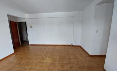 Departamento en venta - 3 Dormitorios 1 Baño - 80mts2 - San Miguel