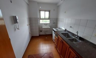 Departamento en venta - 3 Dormitorios 1 Baño - 80mts2 - San Miguel