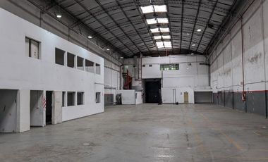 Depósito en alquiler - Oficinas - Baños - Cocheras - 1.280Mts2 - Paternal