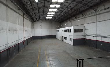 Depósito en alquiler - Oficinas - Baños - Cocheras - 1.280Mts2 - Paternal