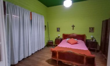 Venta PH en Remedios De Escalada 3 ambientes al Frente con entrada de auto.