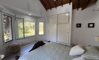 Chalet 5 ambientes VENTA Country El Paraíso