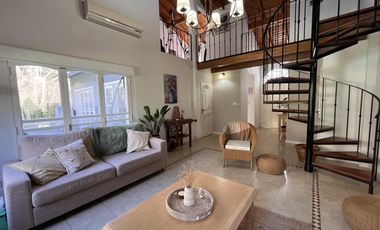 Chalet 5 ambientes VENTA Country El Paraíso