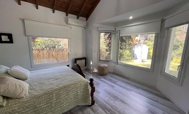 Chalet 5 ambientes VENTA Country El Paraíso