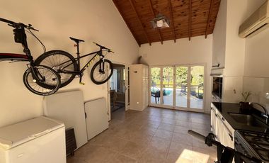 Chalet 5 ambientes VENTA Country El Paraíso