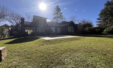 Chalet 5 ambientes VENTA Country El Paraíso