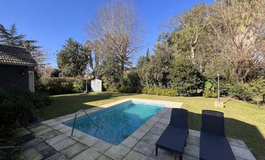 Chalet 5 ambientes VENTA Country El Paraíso