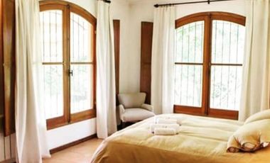 VENTA ESPLENDIDA ESTANCIA CON IMPORTANTE CASCO COLONIAL 25HAS PURO POLO