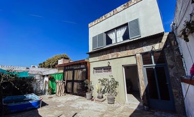 PH en venta - 3 Dormitorios 2 Baños - 200Mts2 - La Plata