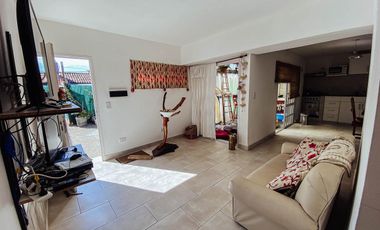 PH en venta - 3 Dormitorios 2 Baños - 200Mts2 - La Plata