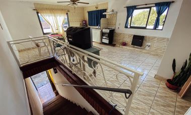 PH en venta - 3 Dormitorios 2 Baños - 200Mts2 - La Plata