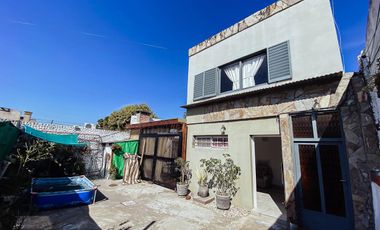 PH en venta - 3 Dormitorios 2 Baños - 200Mts2 - La Plata